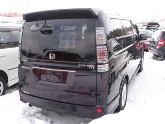 2003 Honda Stepwgn Photos