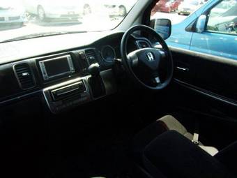 2003 Honda Stepwgn Photos