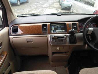 2003 Honda Stepwgn Photos