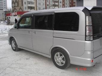 2004 Honda Stepwgn Pictures