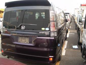2004 Honda Stepwgn Pics