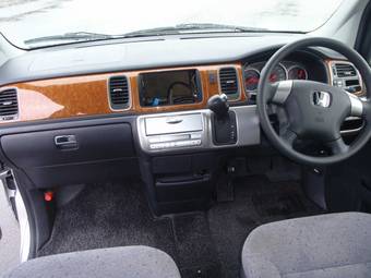 2004 Honda Stepwgn Photos