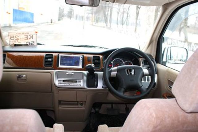 2005 Honda Stepwgn