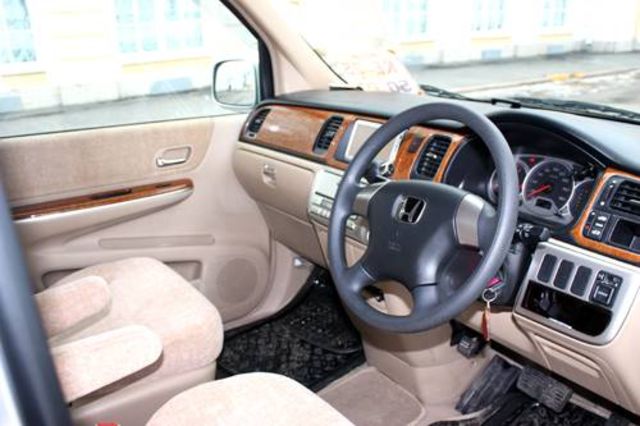 2005 Honda Stepwgn