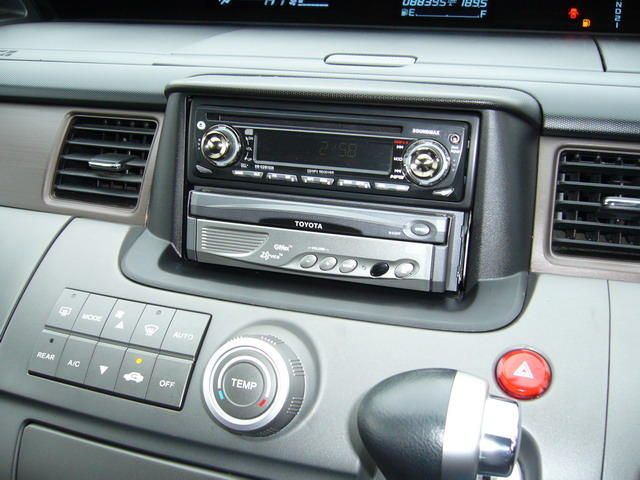 2005 Honda Stepwgn
