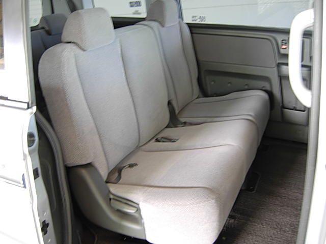 2005 Honda Stepwgn