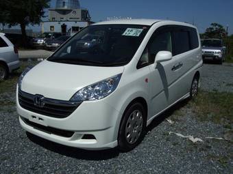 2005 Honda Stepwgn Pictures
