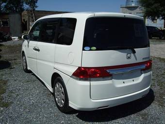 2005 Honda Stepwgn Photos