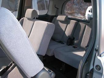 2005 Honda Stepwgn Pictures