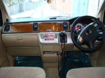 2005 Honda Stepwgn Pictures