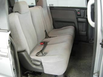 2005 Honda Stepwgn Pics