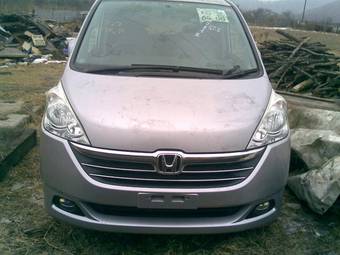 2005 Honda Stepwgn Images