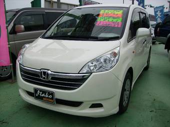2005 Honda Stepwgn Photos