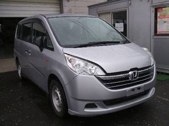 2005 Honda Stepwgn Pictures