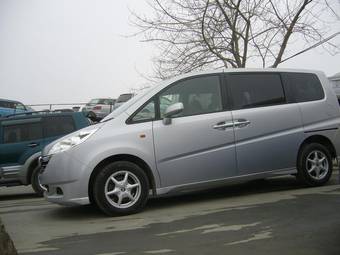 2005 Honda Stepwgn Pictures
