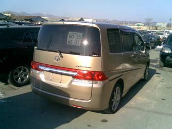 2005 Honda Stepwgn Pictures