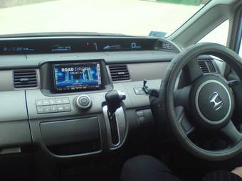 2005 Honda Stepwgn Pictures