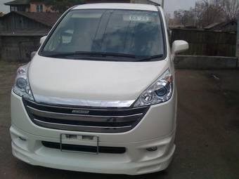 2005 Honda Stepwgn Pictures