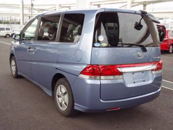 2005 Honda Stepwgn Photos