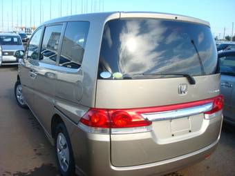 2005 Honda Stepwgn Photos