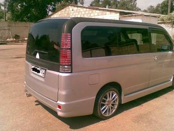2005 Honda Stepwgn Photos