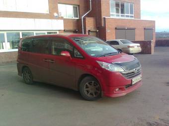 2005 Honda Stepwgn Pictures