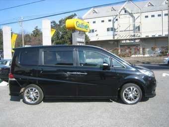 2006 Honda Stepwgn Pictures