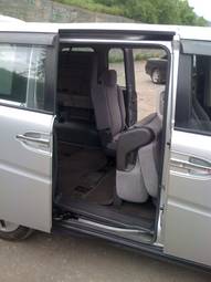 2006 Honda Stepwgn Pictures
