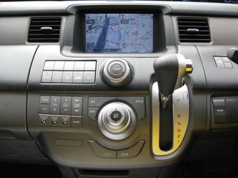 2007 Honda Stepwgn Photos