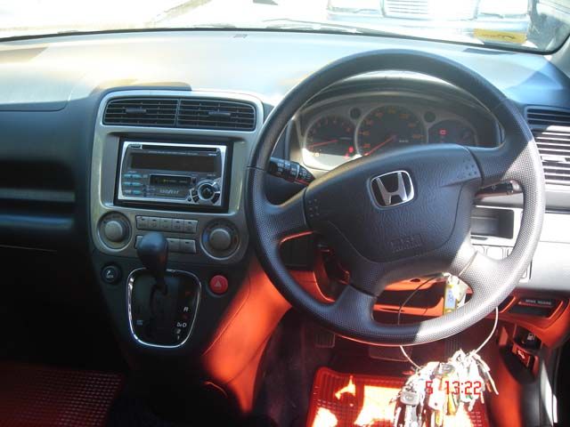 2000 Honda Stream