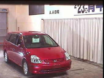 2000 Honda Stream