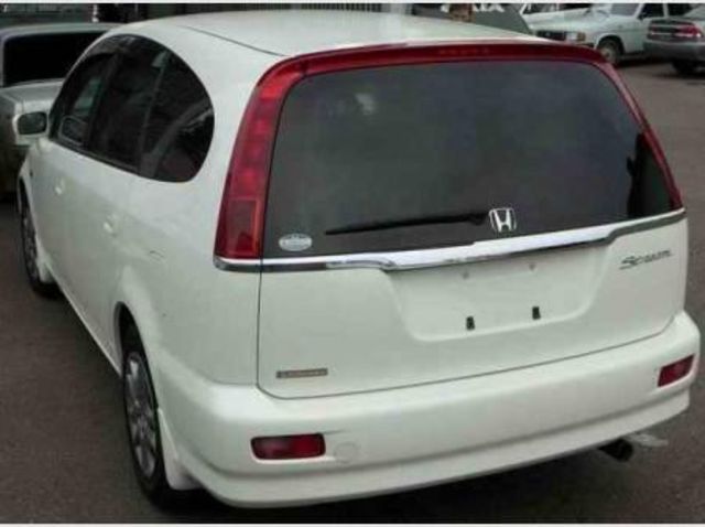 2000 Honda Stream