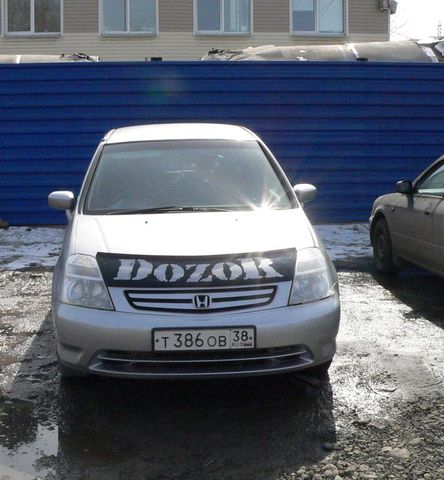 2000 Honda Stream