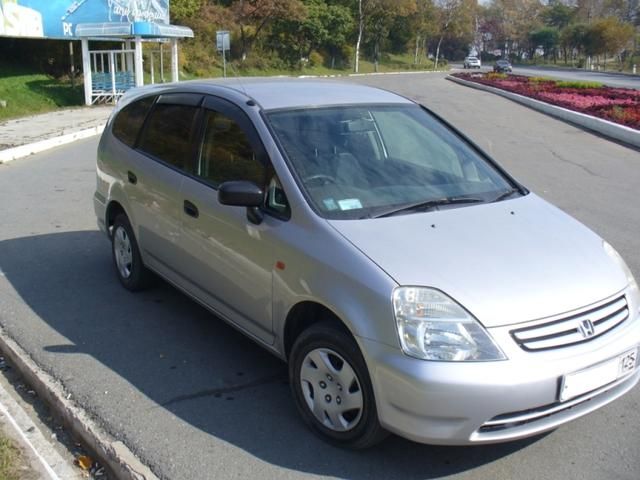 2000 Honda Stream