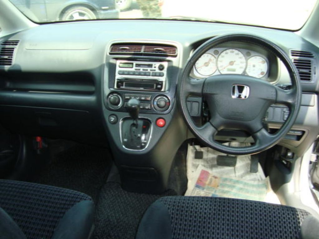 2000 Honda Stream