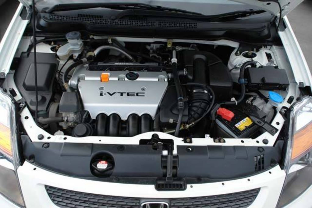 2000 Honda Stream