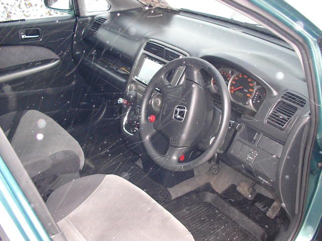 2000 Honda Stream