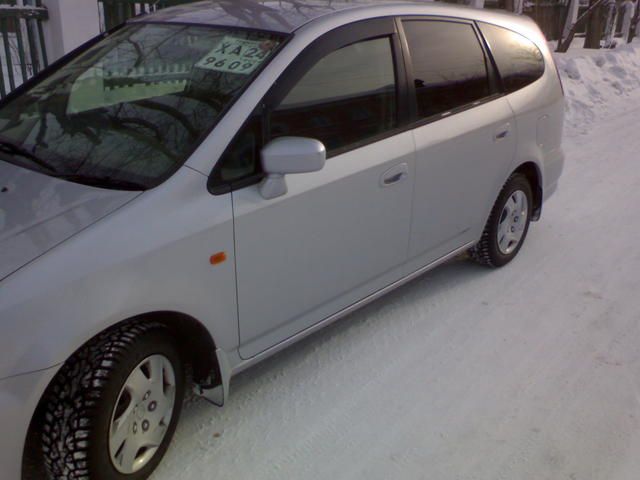 2000 Honda Stream