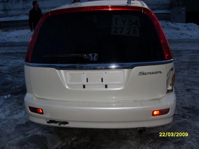 2000 Honda Stream