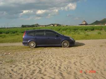 2000 Honda Stream