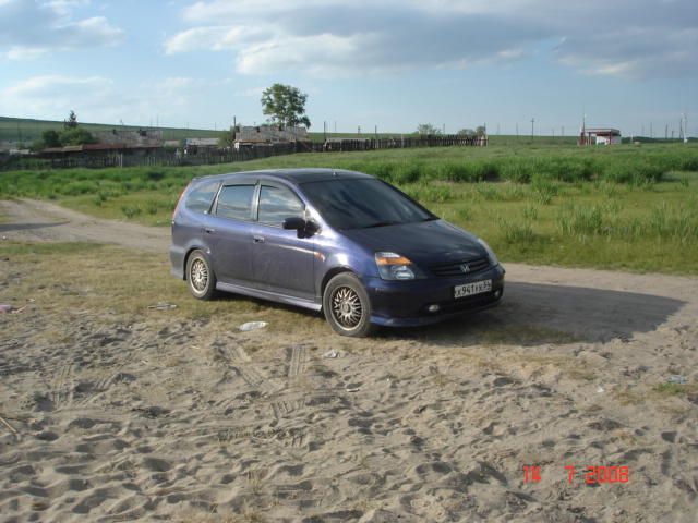 2000 Honda Stream