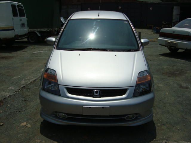 2000 Honda Stream