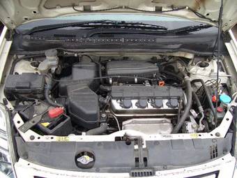 2000 Honda Stream Pictures