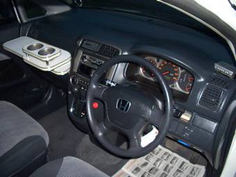 2000 Honda Stream Pictures