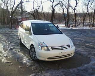 2000 Honda Stream