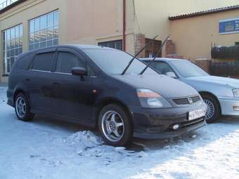 2000 Honda Stream Photos