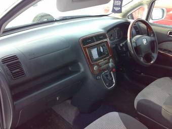 2000 Honda Stream Pictures