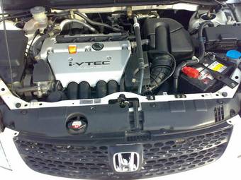 2000 Honda Stream Pictures