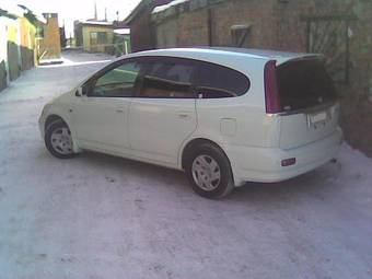 2000 Honda Stream Photos