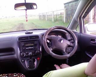 2000 Honda Stream Pictures